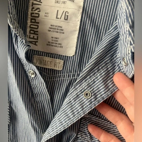 AEROPOSTALE- men’s button-up shirt size L - Picture 5 of 5